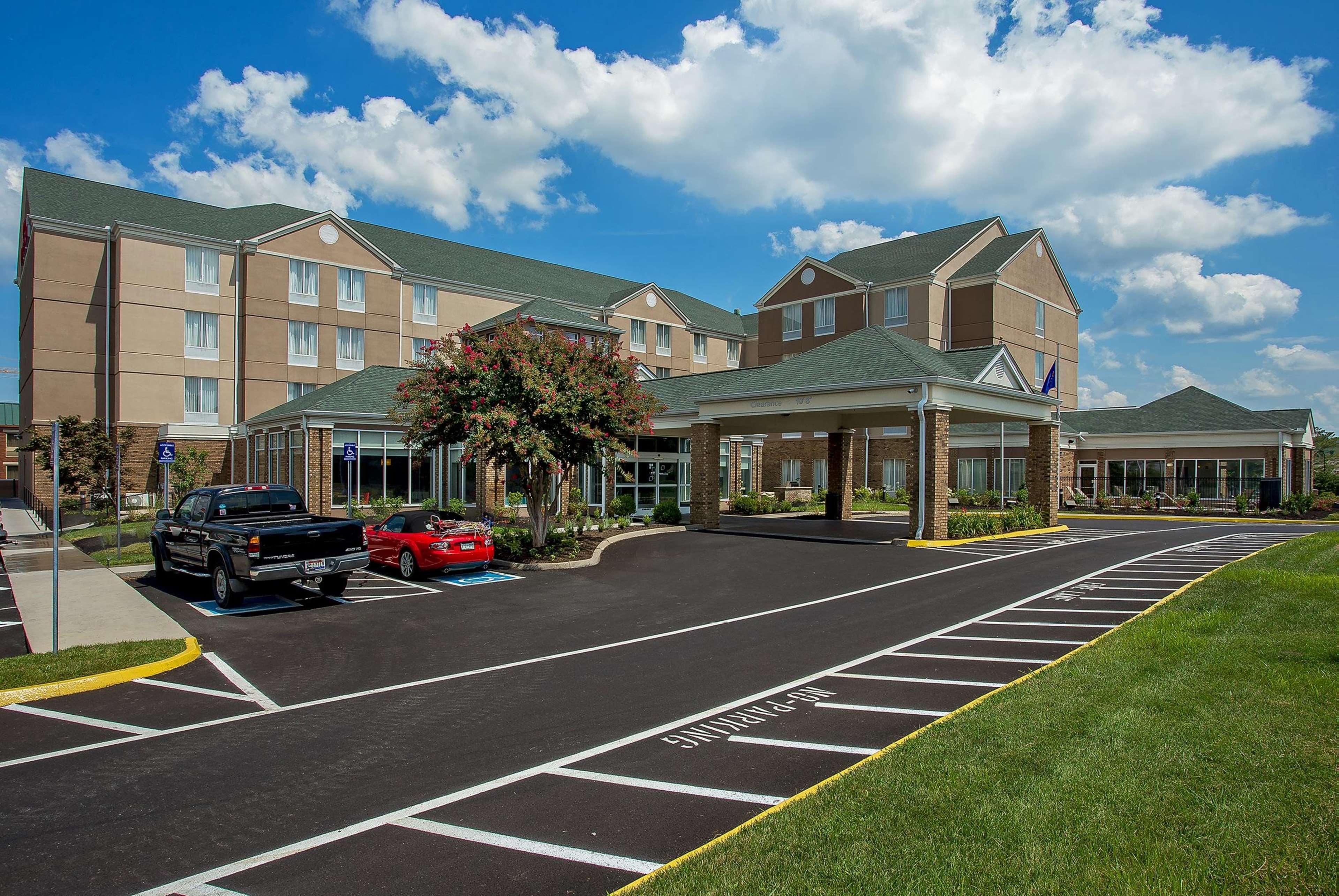 Hilton Garden Inn Knoxville West/Cedar Bluff Экстерьер фото