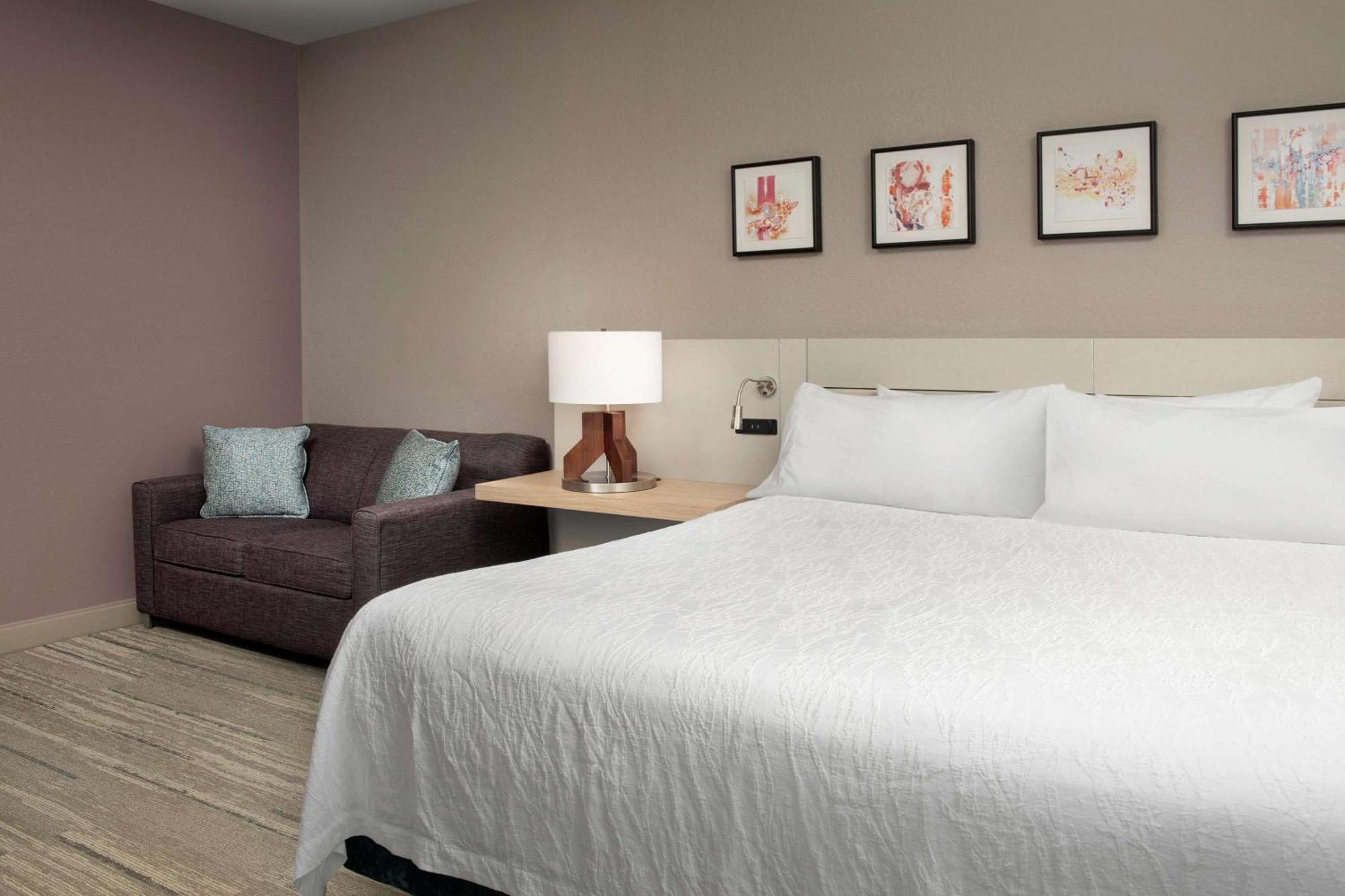 Hilton Garden Inn Knoxville West/Cedar Bluff Экстерьер фото